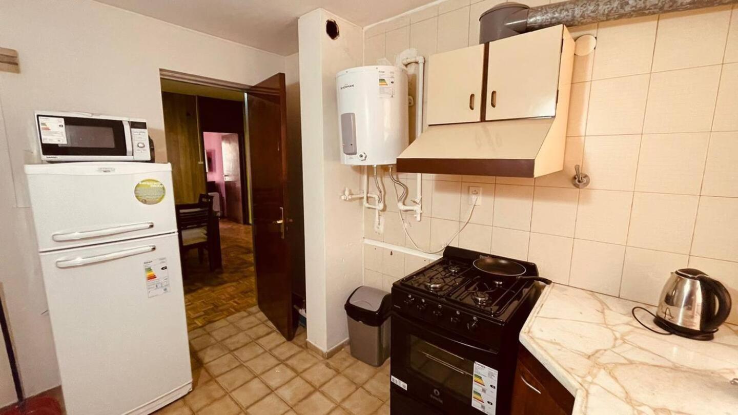 Black Sheep International Hostel Мендоса Екстер'єр фото