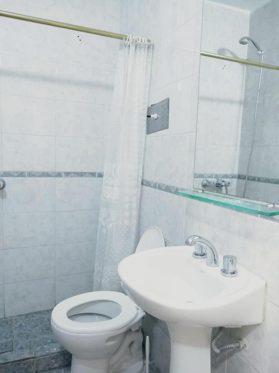 Black Sheep International Hostel Мендоса Екстер'єр фото